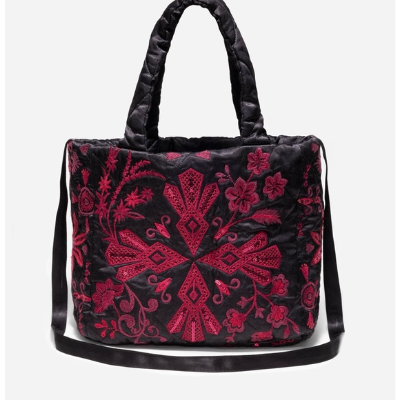 JOHNNY WAS QUILTED TOTE BAG - Picture 2 of 5